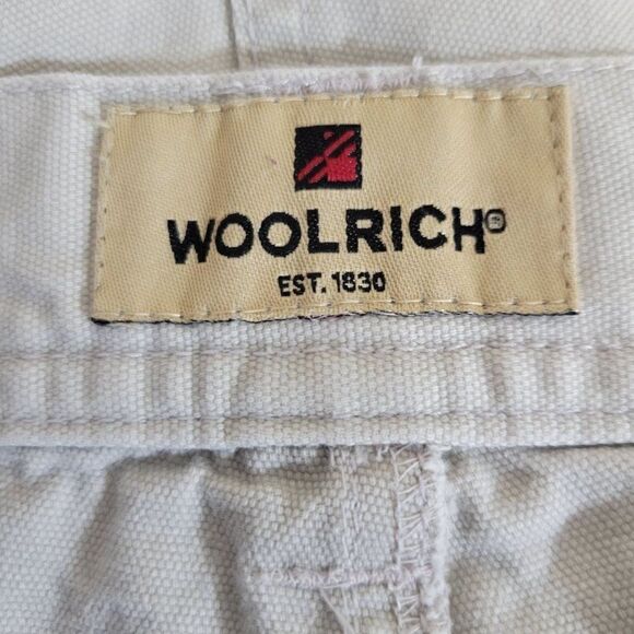Woolrich Khaki Cargo Shorts (Size 44) - Picture 5 of 6